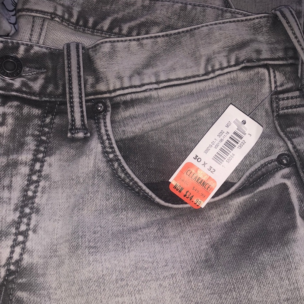 Brand new Light gray old navy jeans size 30x32 $30